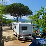 ホリデーパーク Village Scaglieri ポルトフェッラーイオ