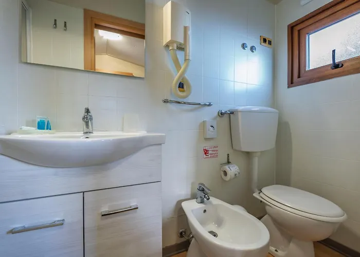 Village Scaglieri 홀리데이파크 *